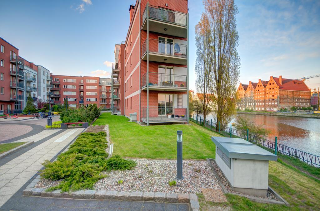 Dom & House - Apartamenty Kamienice Nad Motlawa Гданьск Номер фото